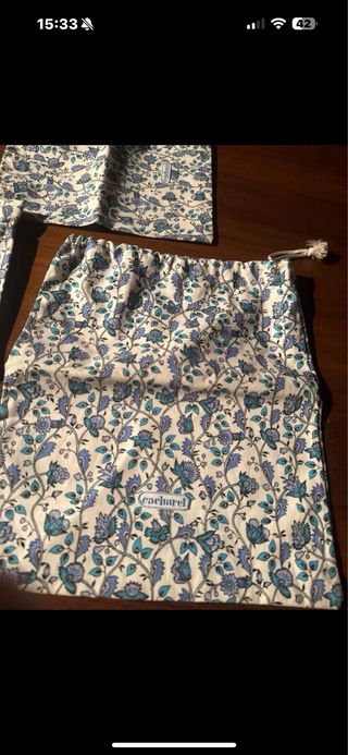 Set 3 buste da viaggio Cacharel