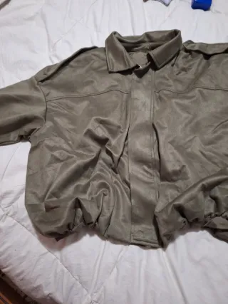 Chaqueta ante verde oliva