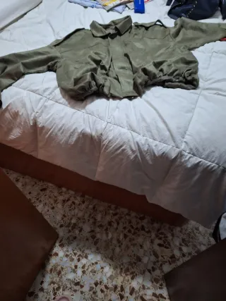 Chaqueta ante verde oliva