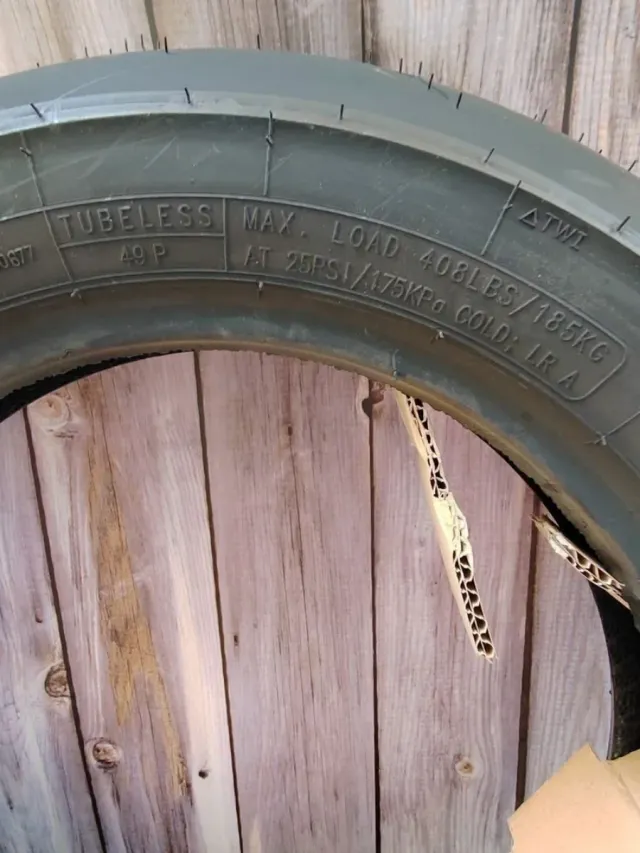 JUEGO NEUMÁTICOS JOG RR