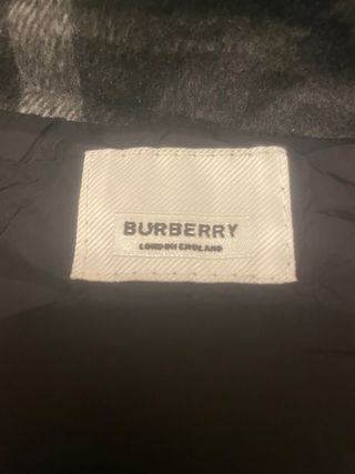 Chaqueta Burberry negra