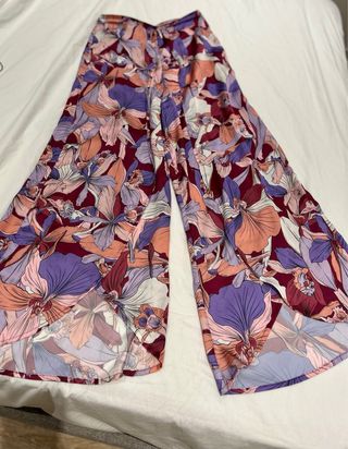 Pantalón palazzo estampado floral