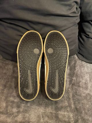 Zapatillas Nike SB Blancas y Marrones