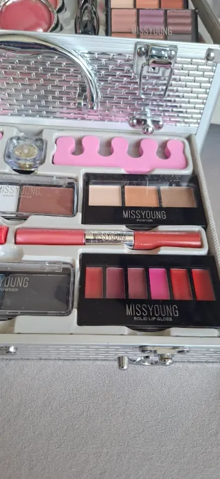 Maletín Maquillaje Miss Young SIN ESTRENAR