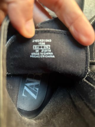 Botas ZARA cordones negras