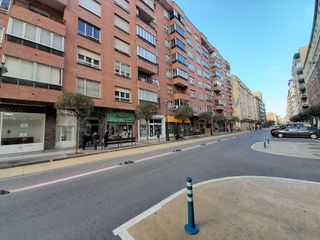 Local comercial en venta en Residencia en Logroño