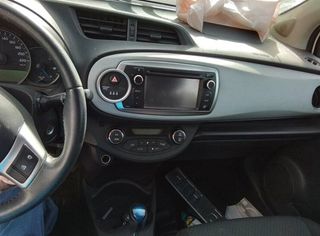 Toyota 5056985 centralita motor 896610dc00 yaris