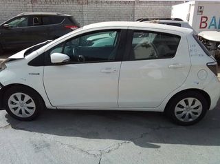 Toyota 5056985 centralita motor 896610dc00 yaris