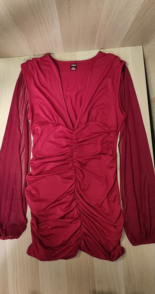 Vestido ROJO – Nuevo a estrenar – Talla Petite S