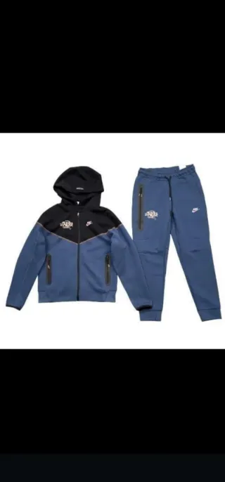 Conjunto Nike Tech Fleece Gris y Negro Talla L