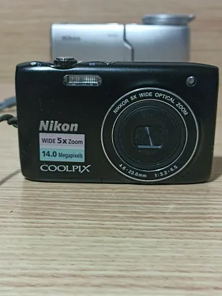 Cámara Nikon COOLPIX 14MP 5x Zoom