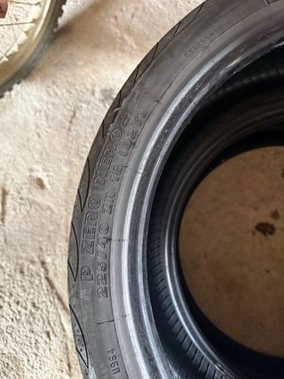 Neumáticos 225/40/18