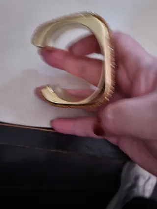 Pulsera brazalete con brillos