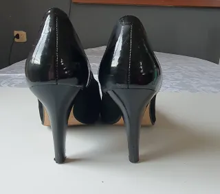 Zapatos de tacón Clarks negros talla 40