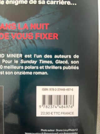Un œil dans la nuit thriller
