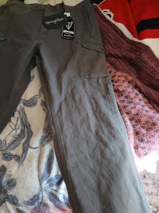 Pantalón Cargo Guess Gris