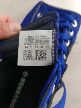 Zapatillas Converse.