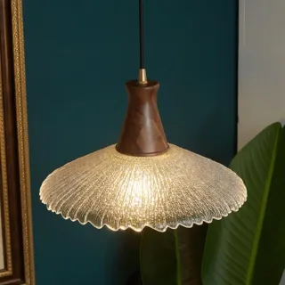 Lámpara colgante cristal y madera