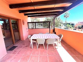 Casa pareada en venta en Calahonda en Mijas