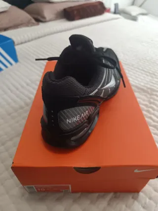 Nike Air Max Torch 4 Talla 44 Negro/Plata