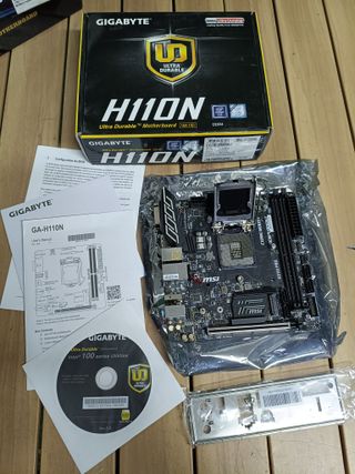 Placa Base Gigabyte GA-H110N
