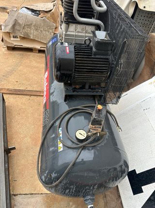 Compresor 10hp Trifásico 500l