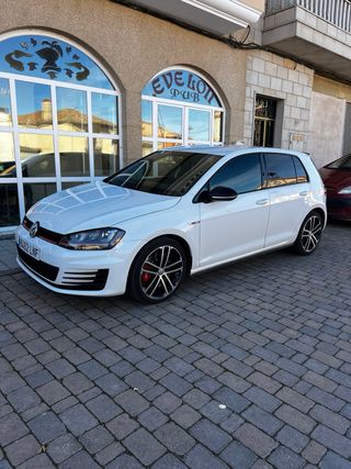 Volkswagen Golf gti