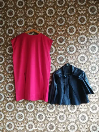 Miniabito maglina con manicotti e mantellina