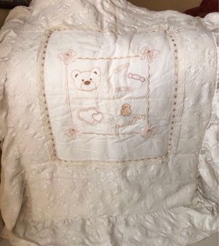 Piumone culla corredo ricamato