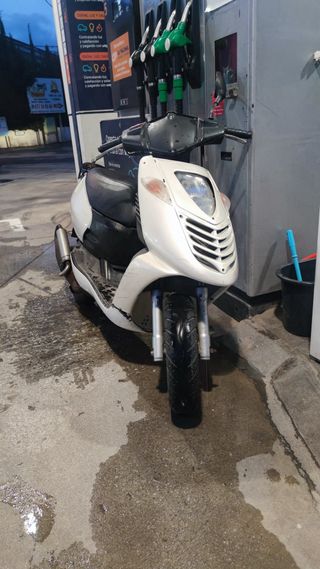 Vendo o Cambio Aprilia Sonic