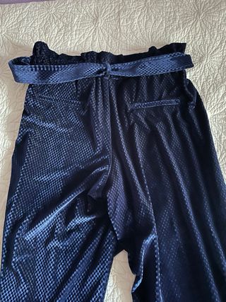 Traje Mioh americana y pantalón terciopelo