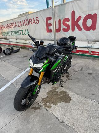 Kawasaki Z900 SE Performance año 2024