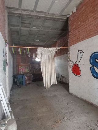 Local comercial en venta en San Adrián - La Cava en Logroño