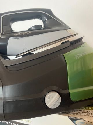 Plancha de Vapor Rowenta Perfect Steam Pro