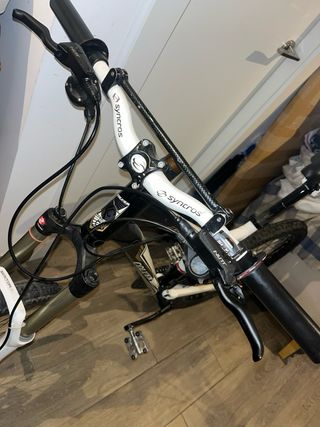 Bicicleta doble suspensión aire 26”