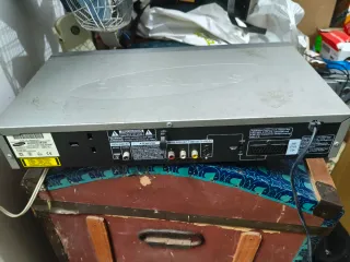 Reproductor DVD Samsung DVD-M105