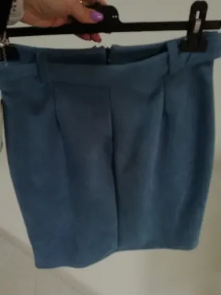 Gonna scamosciata blu con cintura