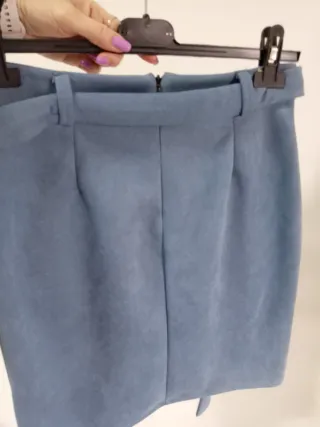 Gonna scamosciata blu con cintura