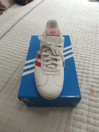 Zapatillas Adidas Gazelle JH5399 Blanco