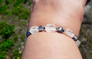 Pulsera artesanal Cuarzo blanco y Nácar