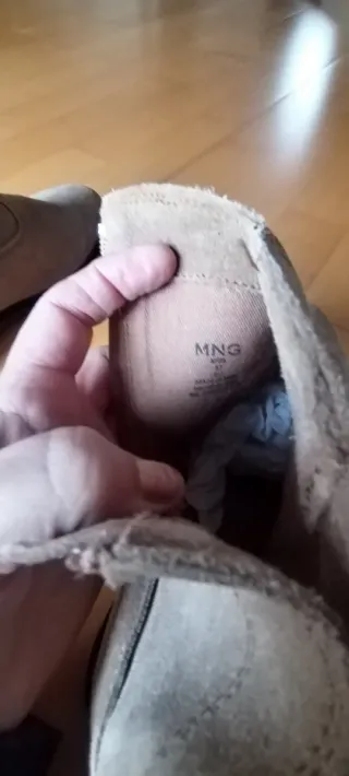 Botines piel Mango niña talla 37