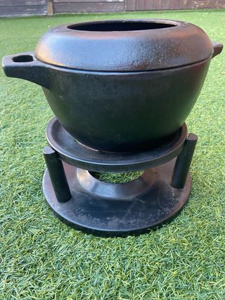 Juego Fondue Hierro Fundido Negro y Rojo