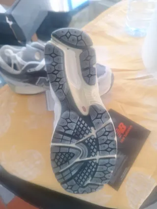 Zapatillas New Balance Gris/Blanco