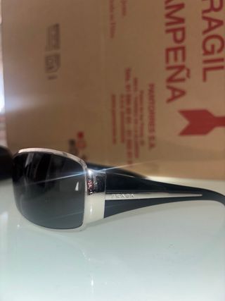 Gafas de sol Prada hombre negras