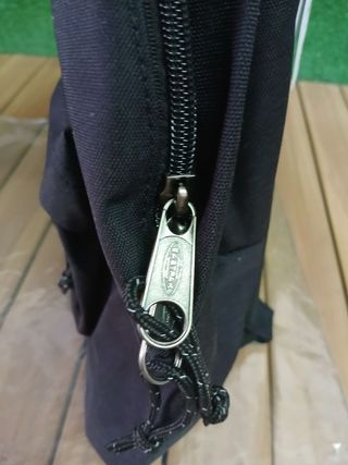 Mochila Eastpak Padded Pak’r 24L negra