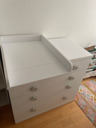 Cómoda infantil con cambiador