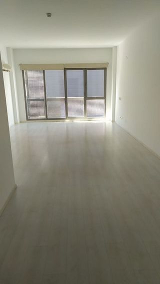 Oficina en alquiler en Virgen del Cortijo - Manoteras en Madrid