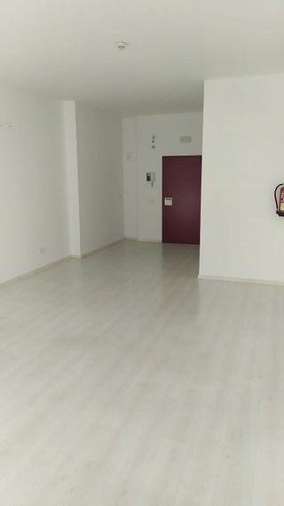 Oficina en alquiler en Virgen del Cortijo - Manoteras en Madrid