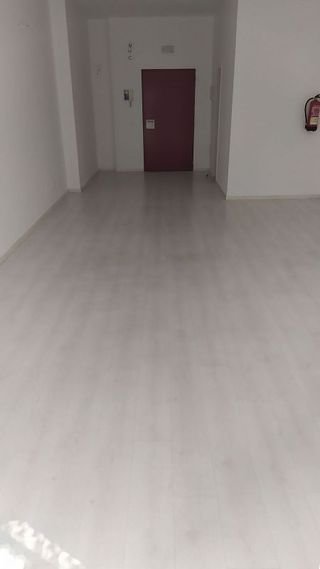 Oficina en alquiler en Virgen del Cortijo - Manoteras en Madrid