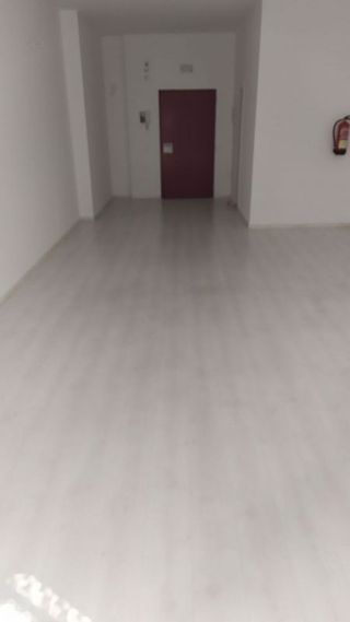 Oficina en alquiler en Virgen del Cortijo - Manoteras en Madrid